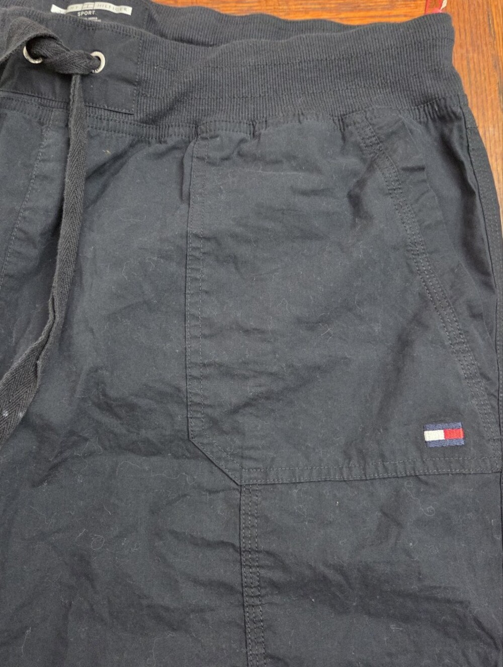Tommy Hilfiger Black Bermuda Roll Tab Shorts Size Women's XL NWT New - Picture 2 of 11
